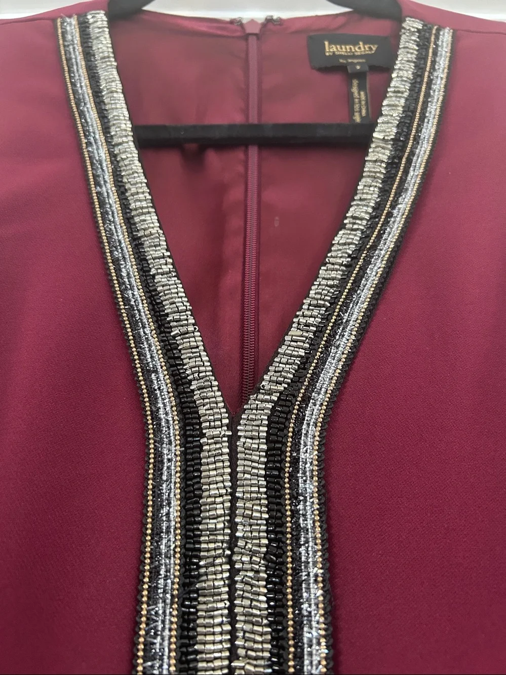 Laundry by Shelli Segal Beaded V-Neck Shift Dress Burgundy Size 2